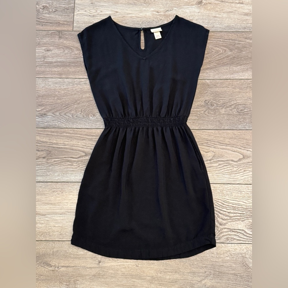 Mossimo Black V-Neck Smocked-Waist Mini Dress w/Pockets